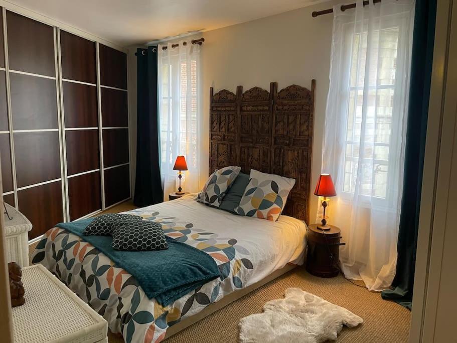 Appartement Sur Le Parvis De La Cathedrale Senlis  Ngoại thất bức ảnh