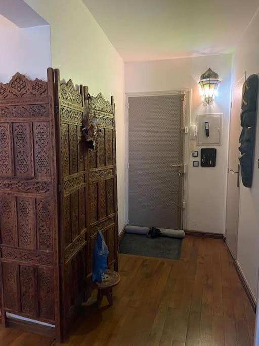 Appartement Sur Le Parvis De La Cathedrale Senlis  Ngoại thất bức ảnh
